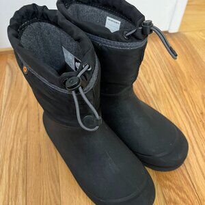 Bogs Kids' Snow Boots Snow Shell Size 5 Black